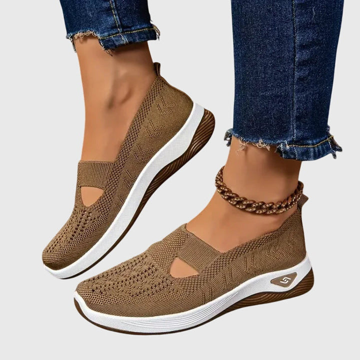 Lora Walking Shoes