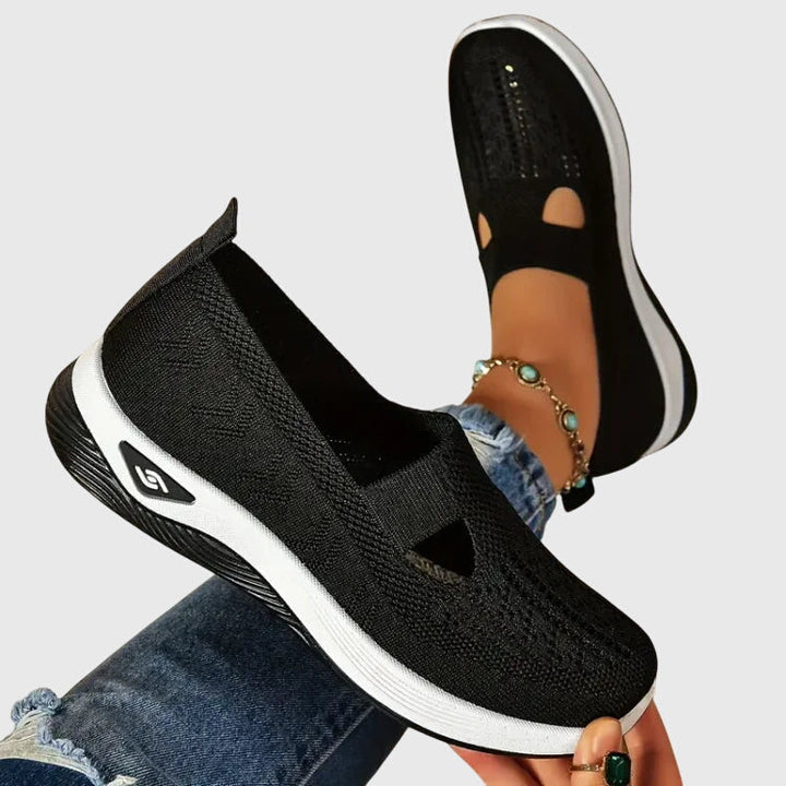 Lora Walking Shoes
