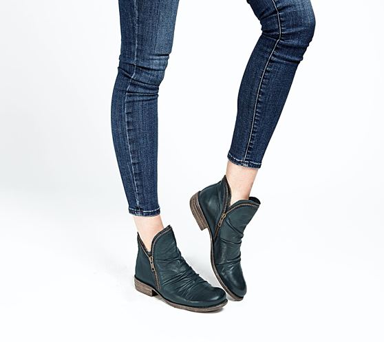 Varelia Ankle Boots
