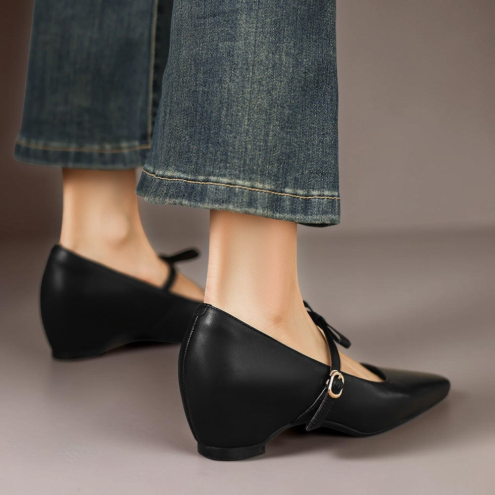 Cecily Mary Jane Pumps