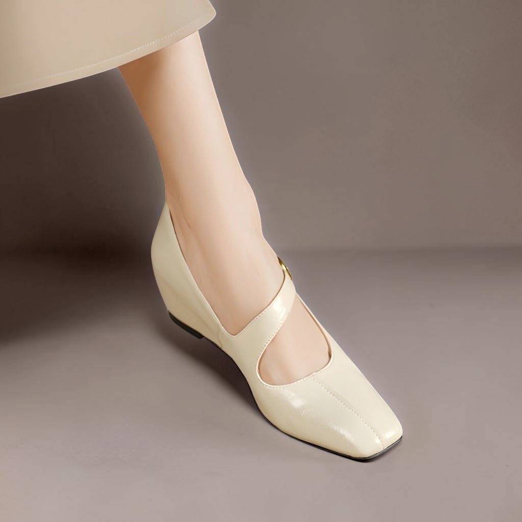 Eliza Mary Jane Pumps