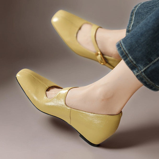 Eliza Mary Jane Pumps